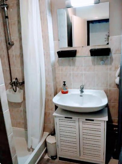 Maison De Village Appartement Rdc Avec Terrasse Gy Екстер'єр фото